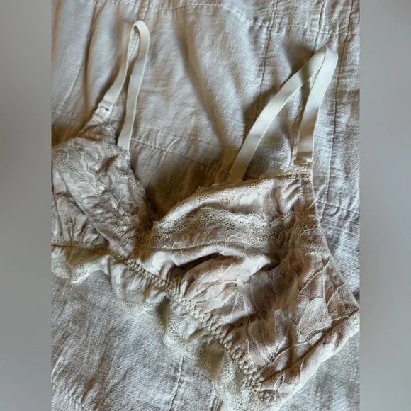 Morrow + Mint Organic Cotton Tulip Lace Nursing Bralette Ivory - Picture 2 of 5